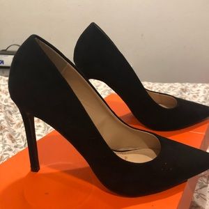 Love these black heels